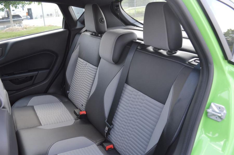  Ford Fiesta ST 2014 года  (фото 57 из 66)